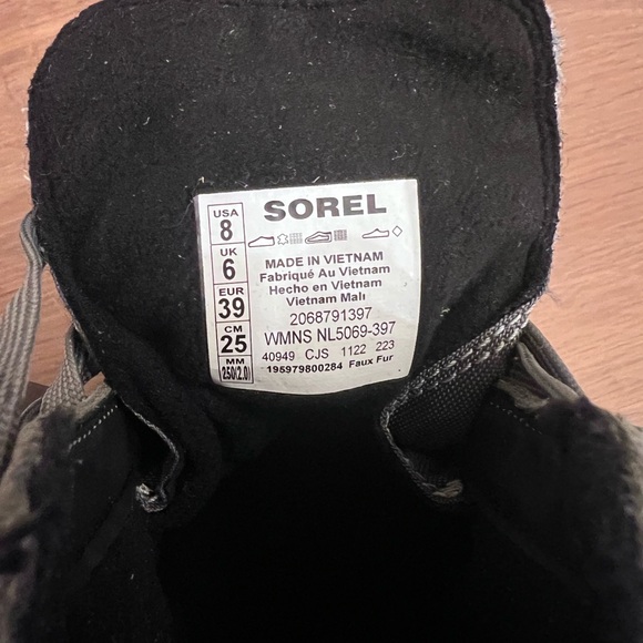 New w/box Sorel Waterproof boots Women’s size 8 - Picture 5 of 7